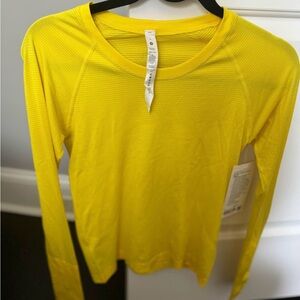 NWT LS Swiftly Tech Sz 6